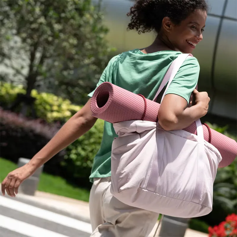 حقيبة سفر نسائية للنساء، حقيبة - مراجعة Travel Accessories Tech وسعره