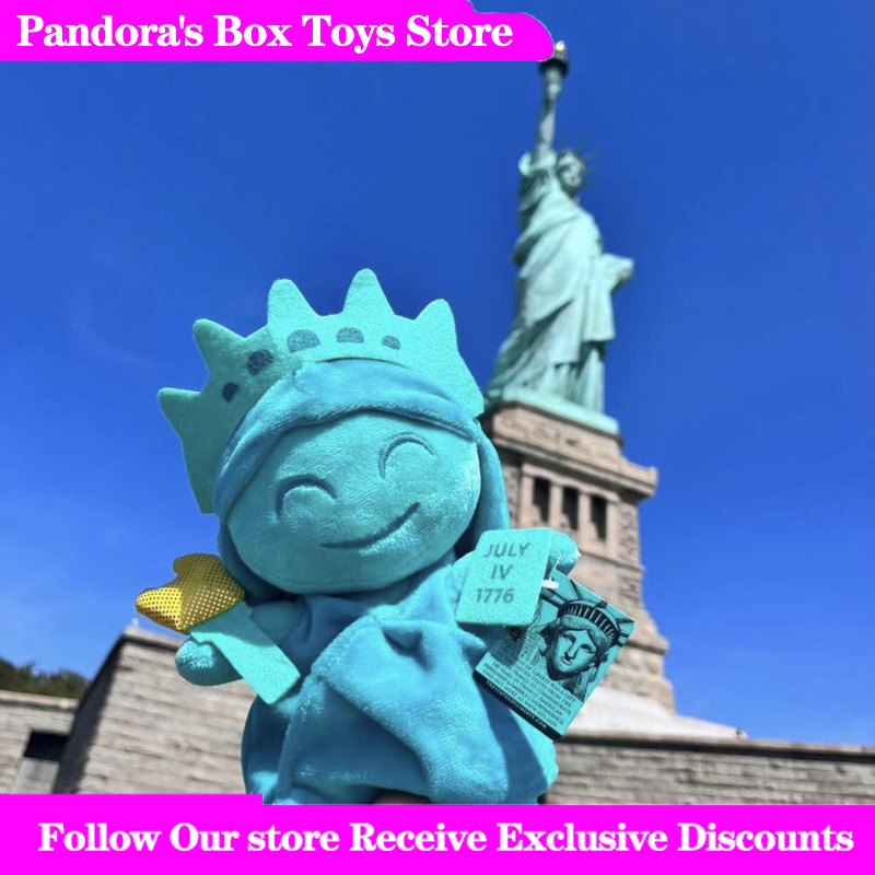 دمية قطيفة على شكل تمثال الحري - مراجعة Travel Accessories New York وسعره