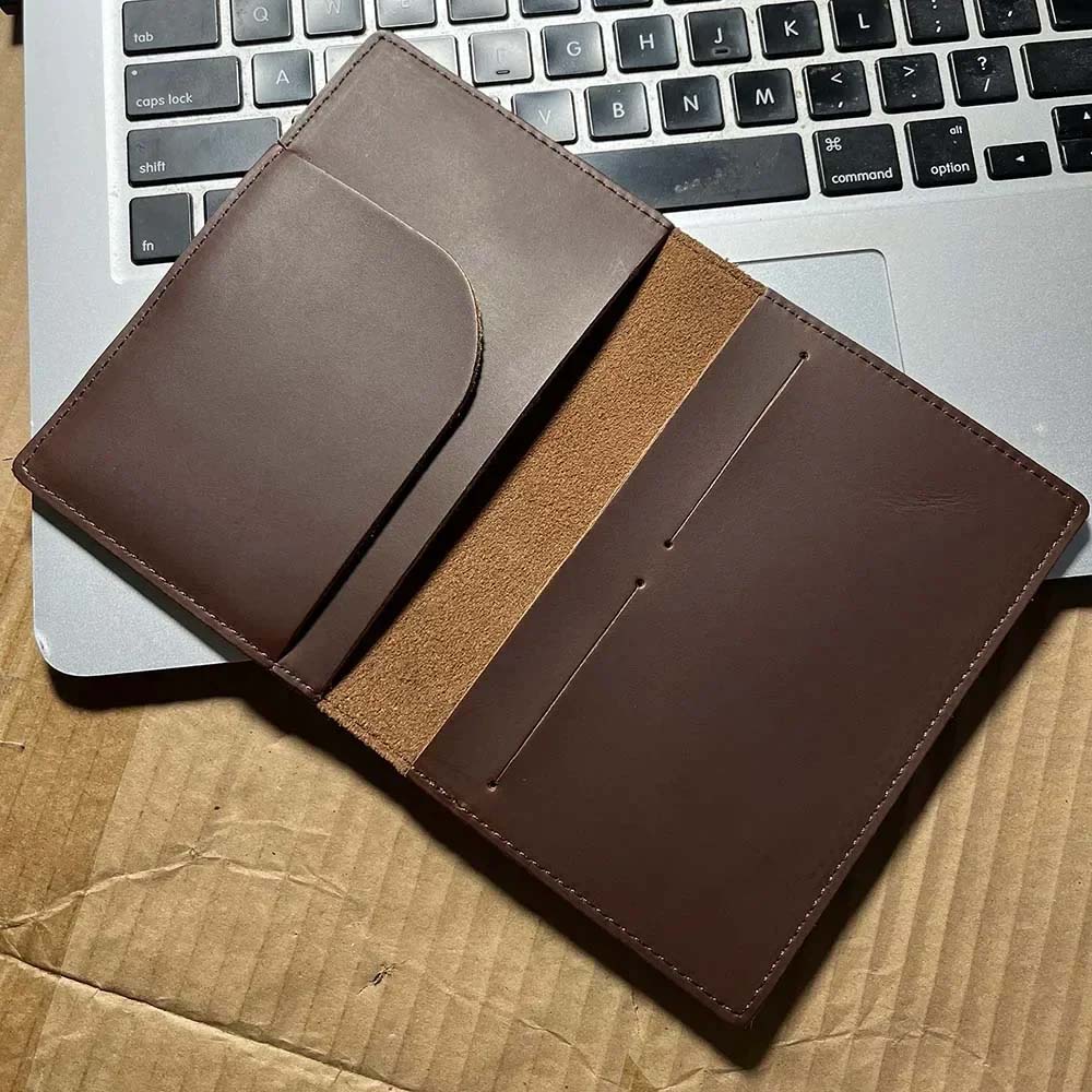 غلاف جواز سفر من الجلد الايرلي - مراجعة Travel Accessories Ireland وسعره