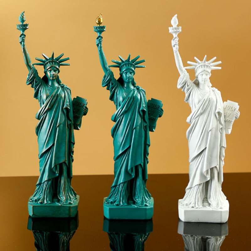 تمثال الحرية بطول 30 سم، قطعة  - مراجعة Travel Accessories New York وسعره